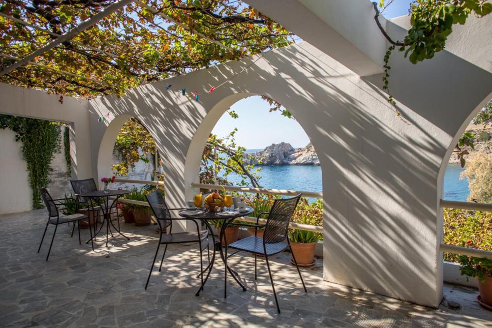 Agios Pavlos Hotel Exterior photo